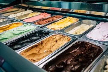 Eiscafe Bäk - Eisbuffet